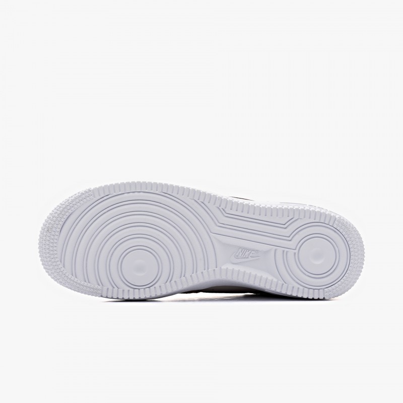 Nike Air Force 1 Essential