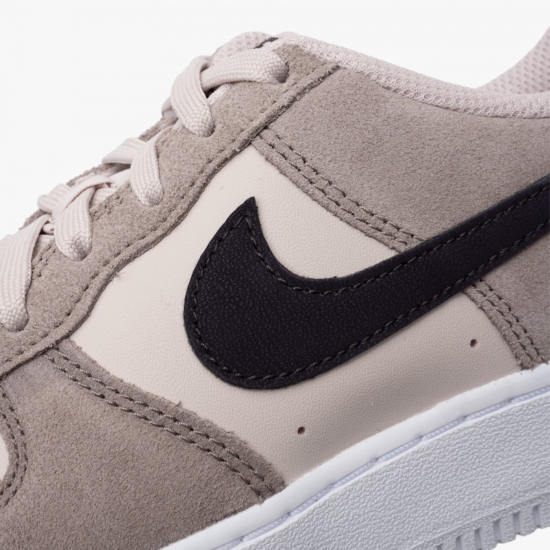 Nike Air Force 1 Essential
