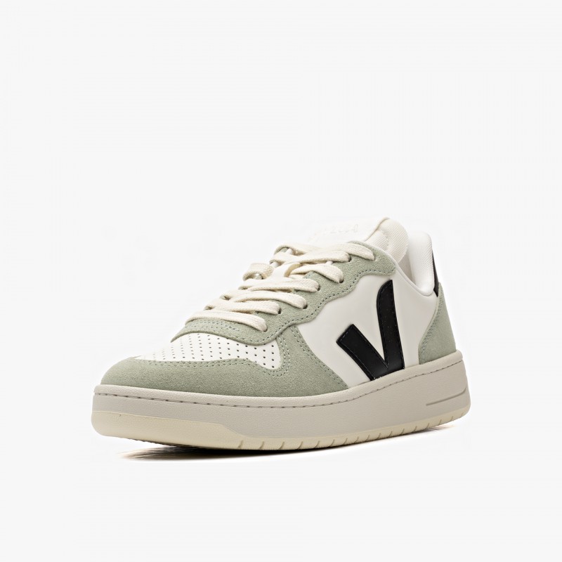 Veja V-10 Leather Veja V-10 Leather