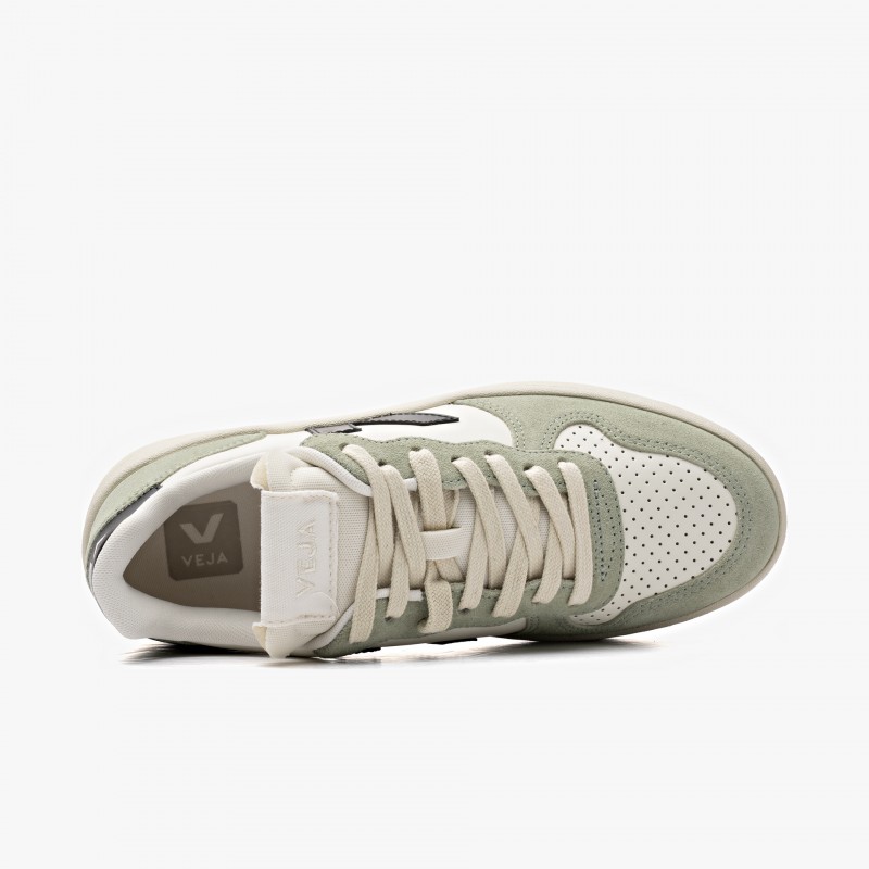 Veja V-10 Leather Veja V-10 Leather