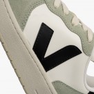 Veja V-10 Leather Veja V-10 Leather