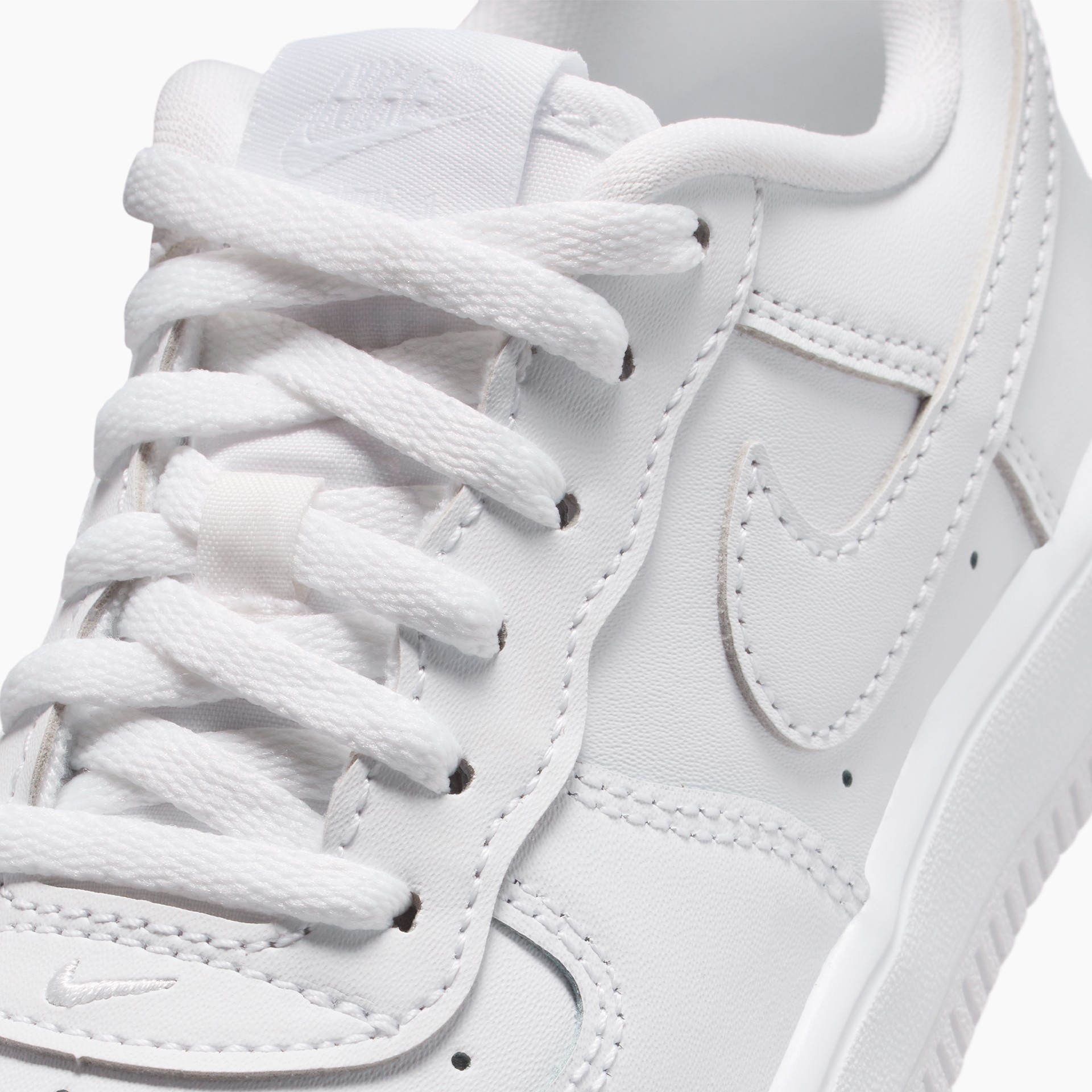 Nike Force 1 Low