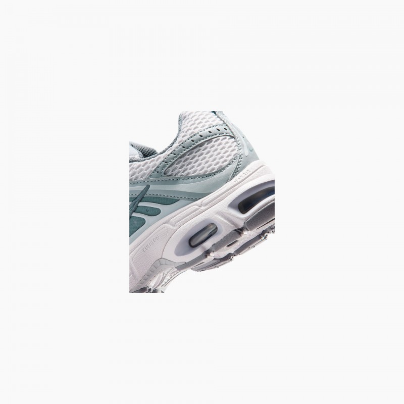 Nike Air Max Moto 2K