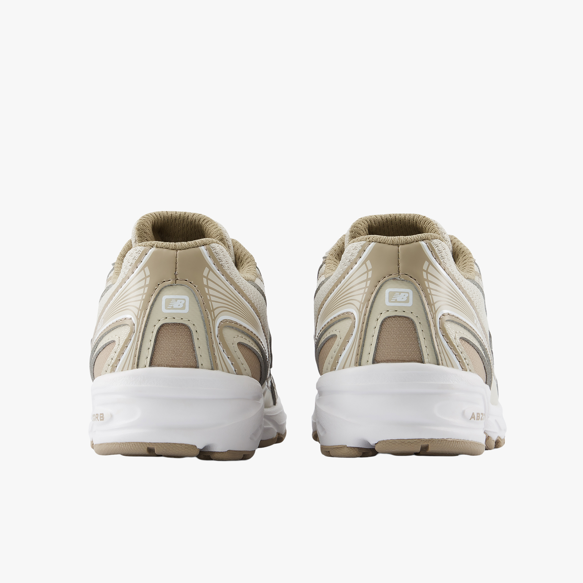 New Balance 740