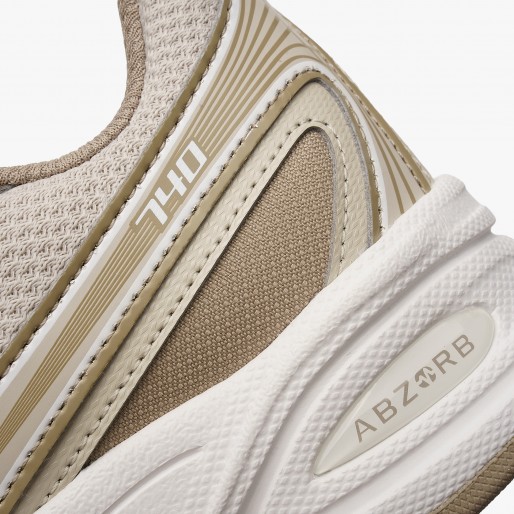New Balance 740