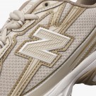New Balance 740