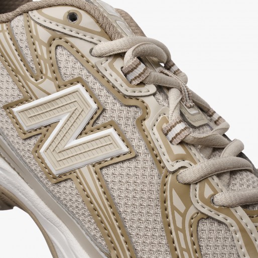 New Balance 740