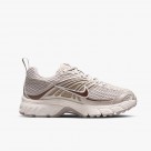 Nike Air Max Moto 2K Nike Air Max Moto 2K