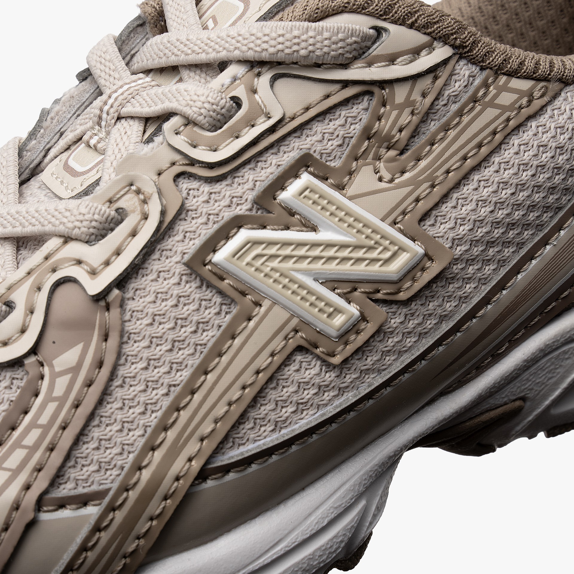 New Balance 740 Bungee Lace