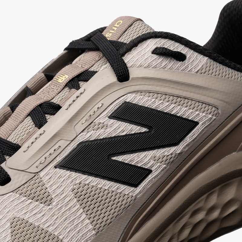 New Balance Fresh Foam Arishi v4 Utility