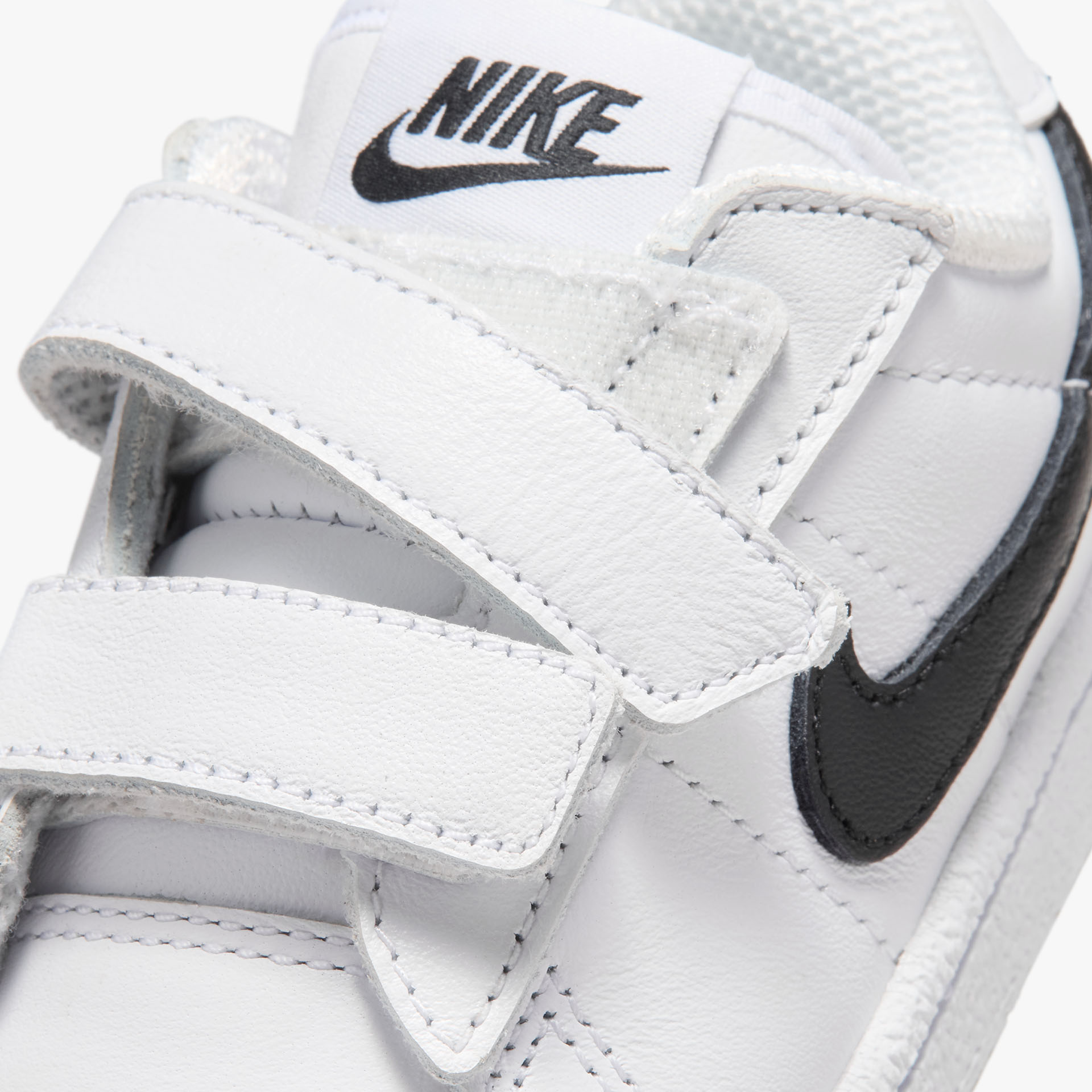 Nike Tennis Classic ALT