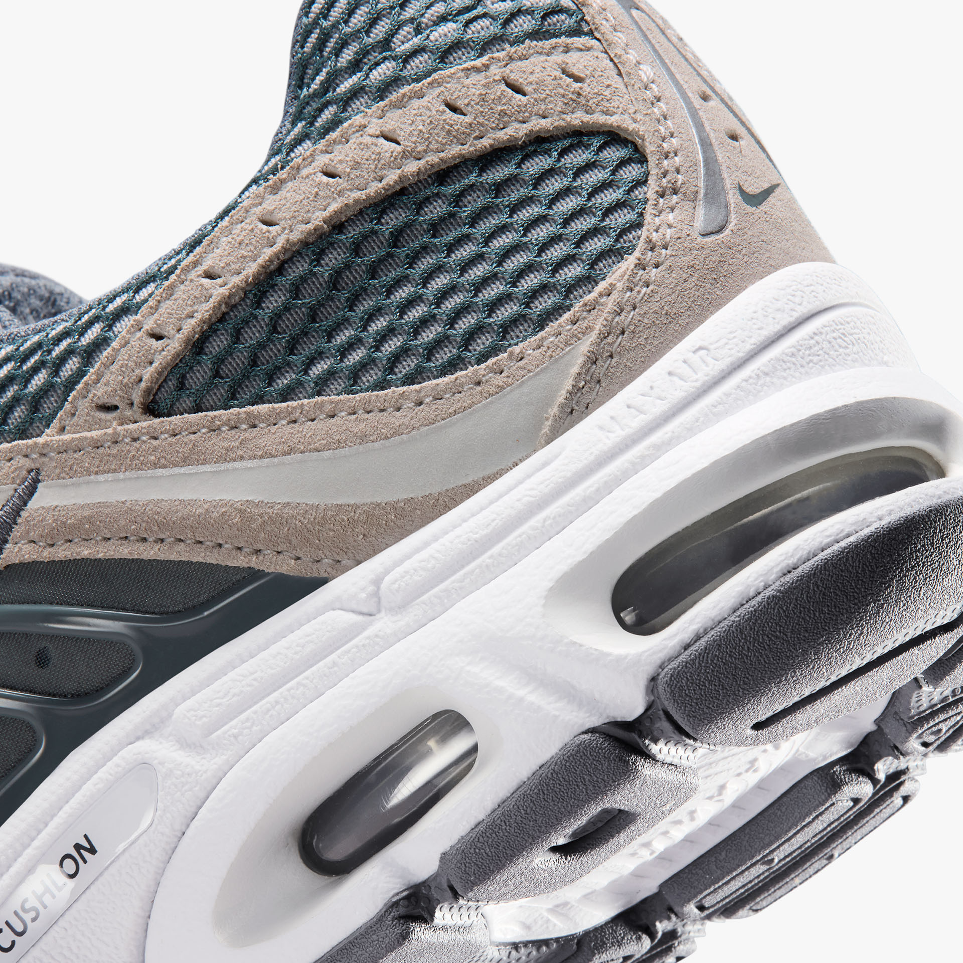 Nike Air Max Moto 2K