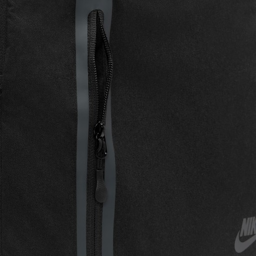 Nike Premium