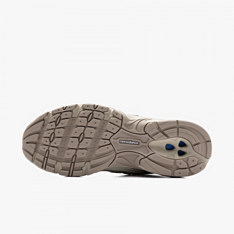 New Balance U740