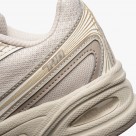 New Balance U740