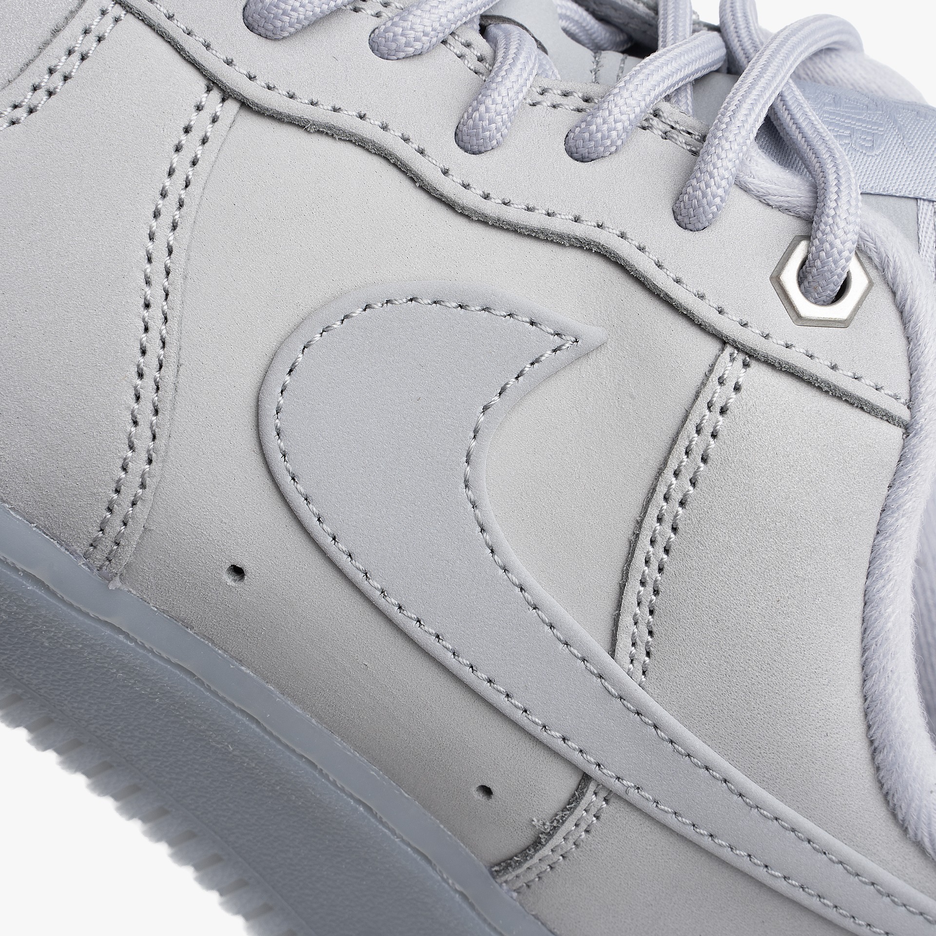 Nike Air Force 1 07 WB