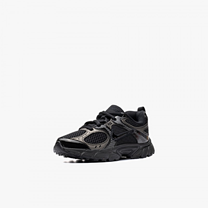 Nike V5 RNR Lace