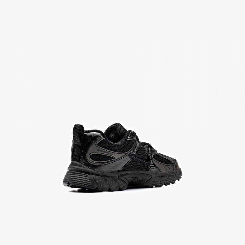 Nike V5 RNR Lace