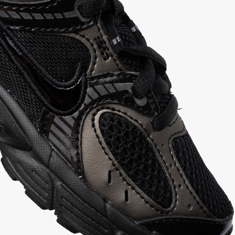 Nike V5 RNR Lace
